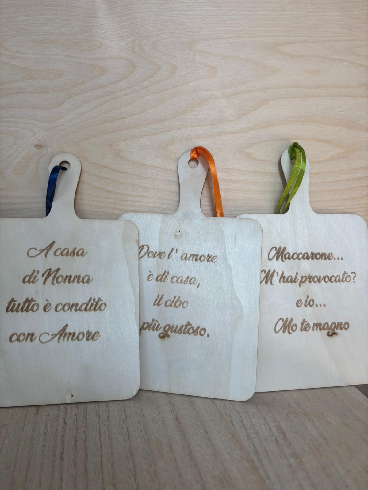 Tagliere in Legno Personalizzato con Incisione - Scegli la tua Frase Iconica